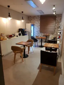 Golden River Hotel - Image 4