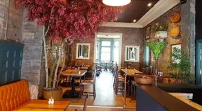 Glendale Hotel - Image 3