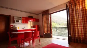 red house conditioned whit pool enchanting lake view - Image 2