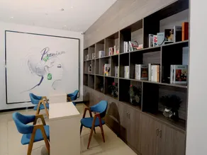 7 Days Premium·Yichang Yiling - Image 3