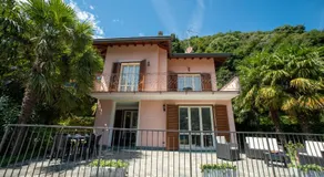 Villa Dolce Lake Views Outdoor Terrace Dining - Image 5