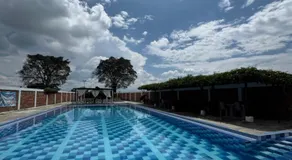 Paisaje natural padel - Image 3