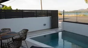 KLA Luxury Boutique Villa with Pool & Jacuzzi by WESTBOOKING GR - Image 5