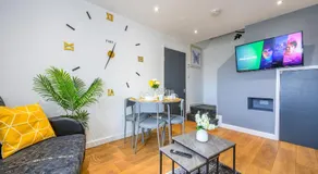 -RA83- For your relaxed,Cosy stay,Free Parking - Image 2