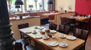 Hotel Hoppe - Image 2