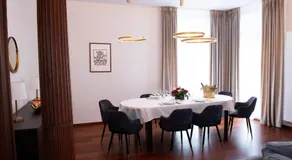 Botanique Suites AirBnB, Antwerp - Image 5