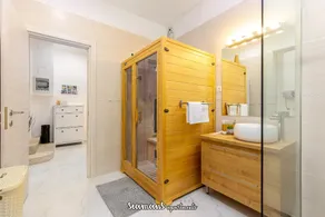 Lidija apartment with sauna - Image 5