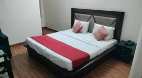Hotel Royall Inn2 - Image 4