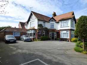 Kenmore Guest House - Image 1