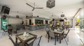 Kosmas Apartments - Image 2