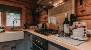 Newland Valley Log Cabins - Image 3