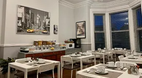 St Andrews house Hotel - Image 2
