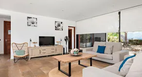 Villa Rosa by Escape Home - Image 2