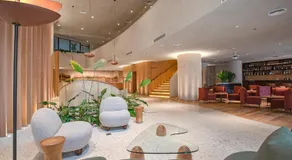 QOYA Hotel Curitiba, Curio Collection by Hilton - Image 3