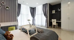 Modern Luxury Studio - Image 2