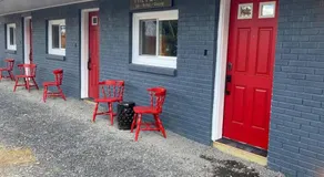 Murphys Law Inn 1 - Image 3