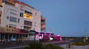 Résidence de standing la Pêcherie Spacieux T3 comme un cocon familial vue mer et sur l'avant port Sur le bout du bout de Cap d'Agde seule cap en Occitanie - Image 2