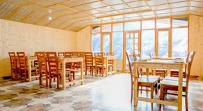 pristine mountain lodge - Image 3