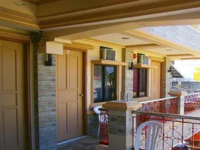 Eden Travellers Lodge - Image 2