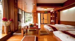 Utopia Holiday Hotel - Image 2