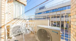 SUNNY House - Image 4