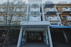 Matou Hostel and Cafe - Image 2