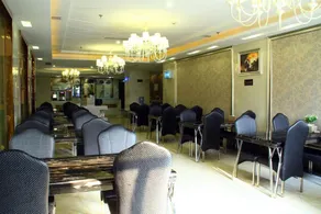 Weihua InternationaI Hotel - Image 4
