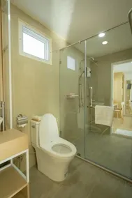 Saksiam Lakeside Resort - Image 5
