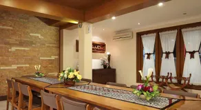 Kertanegara Premium Guest House - Image 5