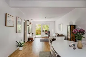 Spacious Apartment in Sodermalm - Image 2