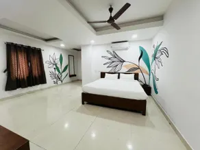 Hotel V Grand Luxury Rooms - Image 4