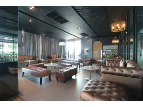 Royal King Suite - Image 2