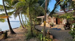 Green Island Homestay Riverside - Image 3