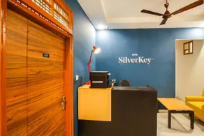 HOTEL O SILVER NEAR LULU MALL - Image 4