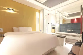 Hotel OSCAR - Image 1
