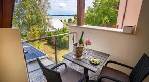 Kiss-Henézi Guest House - Image 3