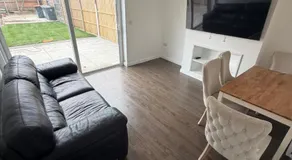 Newly Renovated Property in Dunstable - Image 2