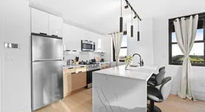 Luxury 2BR Walk to EWR Quick to MetLife NYC - Image 3