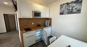 Hotel Hangar - Image 3