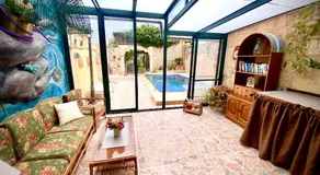 Farmhouse Retro with pool - Image 2