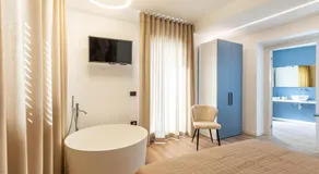 Homea - Image 2