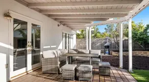 HUGE 5BR Family Retreat Backyard & Patio Lounge - Image 4