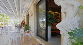 Hotel Meris - Image 4
