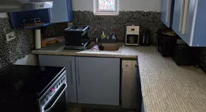 Mary Haus in Biebertal-Bieber, mit 2 App, 4 Zimmer und 8 Betten, 1 App, mit 3 Zimmer, 6 Betten, Bad, 1 App, mit 1 Zimmer, 2 Betten, Bad, mit Küche, WLAN, Parkplatz, Nähe Gießen und Wetzlar - Image 4