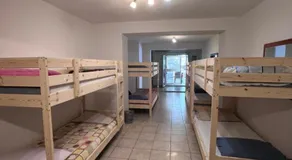 NEWBORN Hostel Budva - Image 2