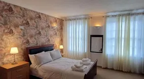 The Red Lion Heytesbury - Image 3