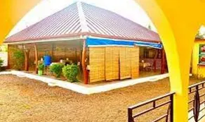 Room in Apartment - Sundowner Lodge, Tamare - Image 1