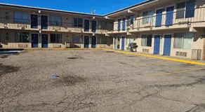 Home Away Inn - Image 5