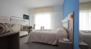 HOTEL  ALTIS  - Image 2