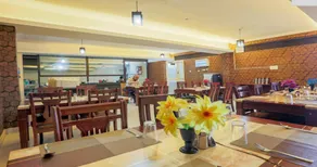 Tulips Resorts - Elkhill - Image 3